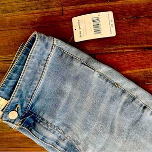 NWT Free People Bermondsey Blue Jeans size 27.